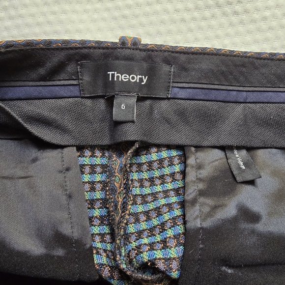Theory Treeca Black, Green, Tan Patterned Ankle Pants - Picture 5 of 8